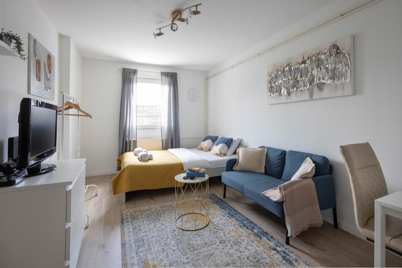 Appartamento Bright And Modern Studio Near City Center Zagabria Esterno foto