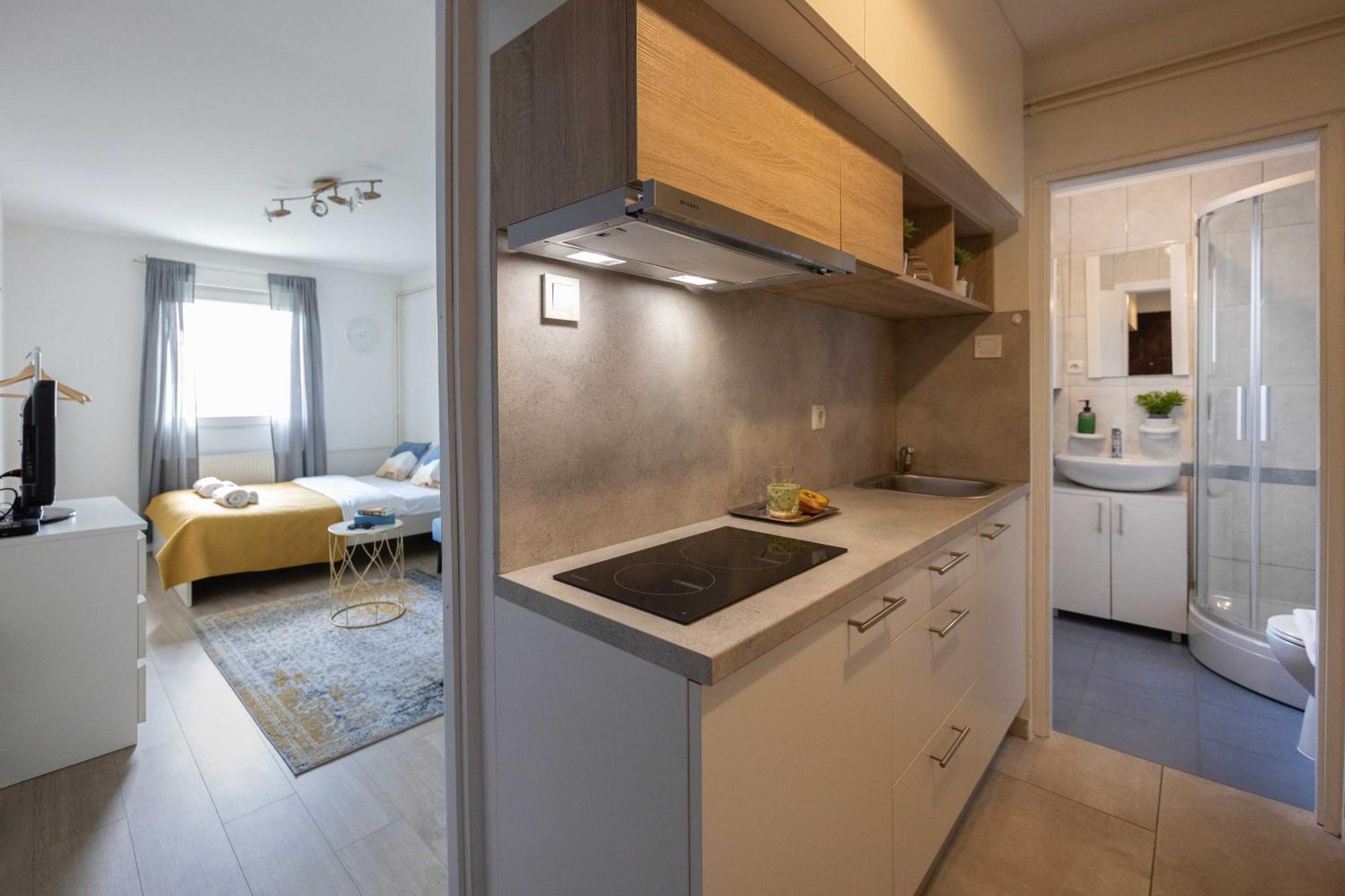 Appartamento Bright And Modern Studio Near City Center Zagabria Esterno foto